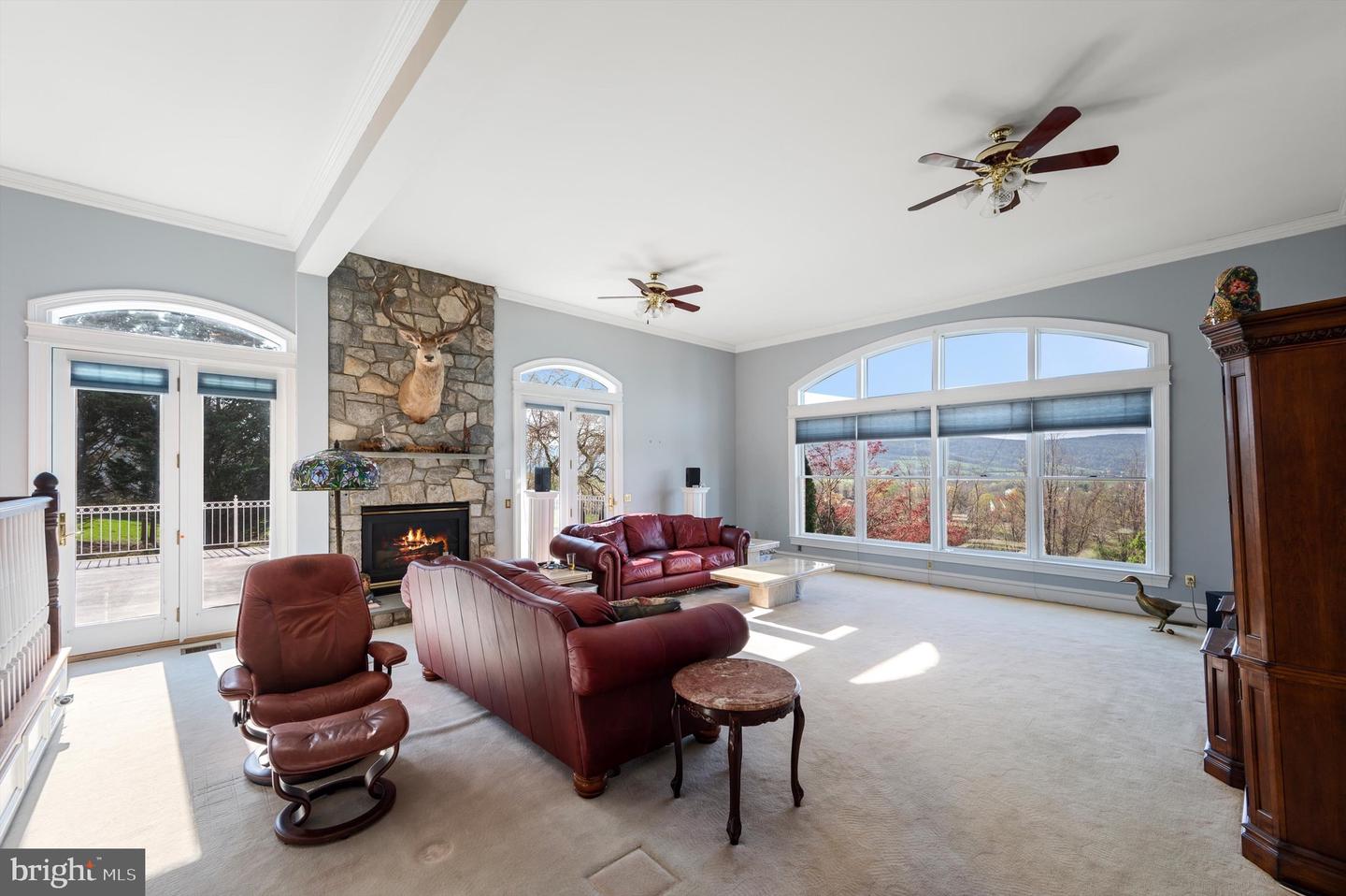18037 CLENDENNING CIR, ROUND HILL, Virginia 20141, 5 Bedrooms Bedrooms, ,5 BathroomsBathrooms,Residential,For sale,18037 CLENDENNING CIR,VALO2093076 MLS # VALO2093076