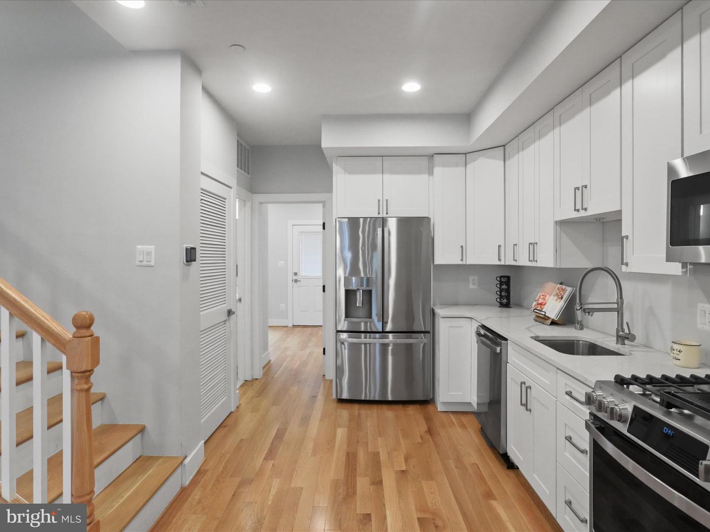 734 HARVARD ST NW #1, WASHINGTON, District Of Columbia 20001, 3 Bedrooms Bedrooms, ,3 BathroomsBathrooms,Residential,For sale,734 HARVARD ST NW #1,DCDC2194130 MLS # DCDC2194130