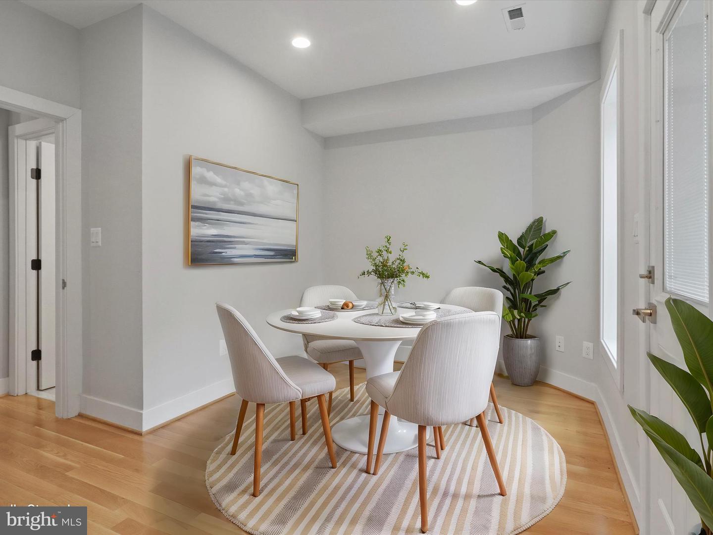 734 HARVARD ST NW #1, WASHINGTON, District Of Columbia 20001, 3 Bedrooms Bedrooms, ,3 BathroomsBathrooms,Residential,For sale,734 HARVARD ST NW #1,DCDC2194130 MLS # DCDC2194130