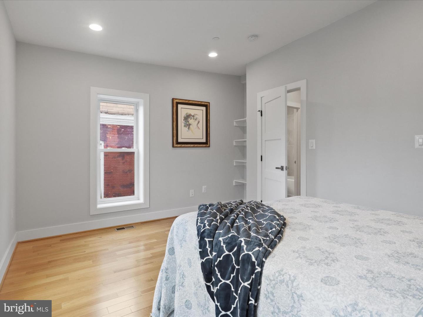 734 HARVARD ST NW #1, WASHINGTON, District Of Columbia 20001, 3 Bedrooms Bedrooms, ,3 BathroomsBathrooms,Residential,For sale,734 HARVARD ST NW #1,DCDC2194130 MLS # DCDC2194130