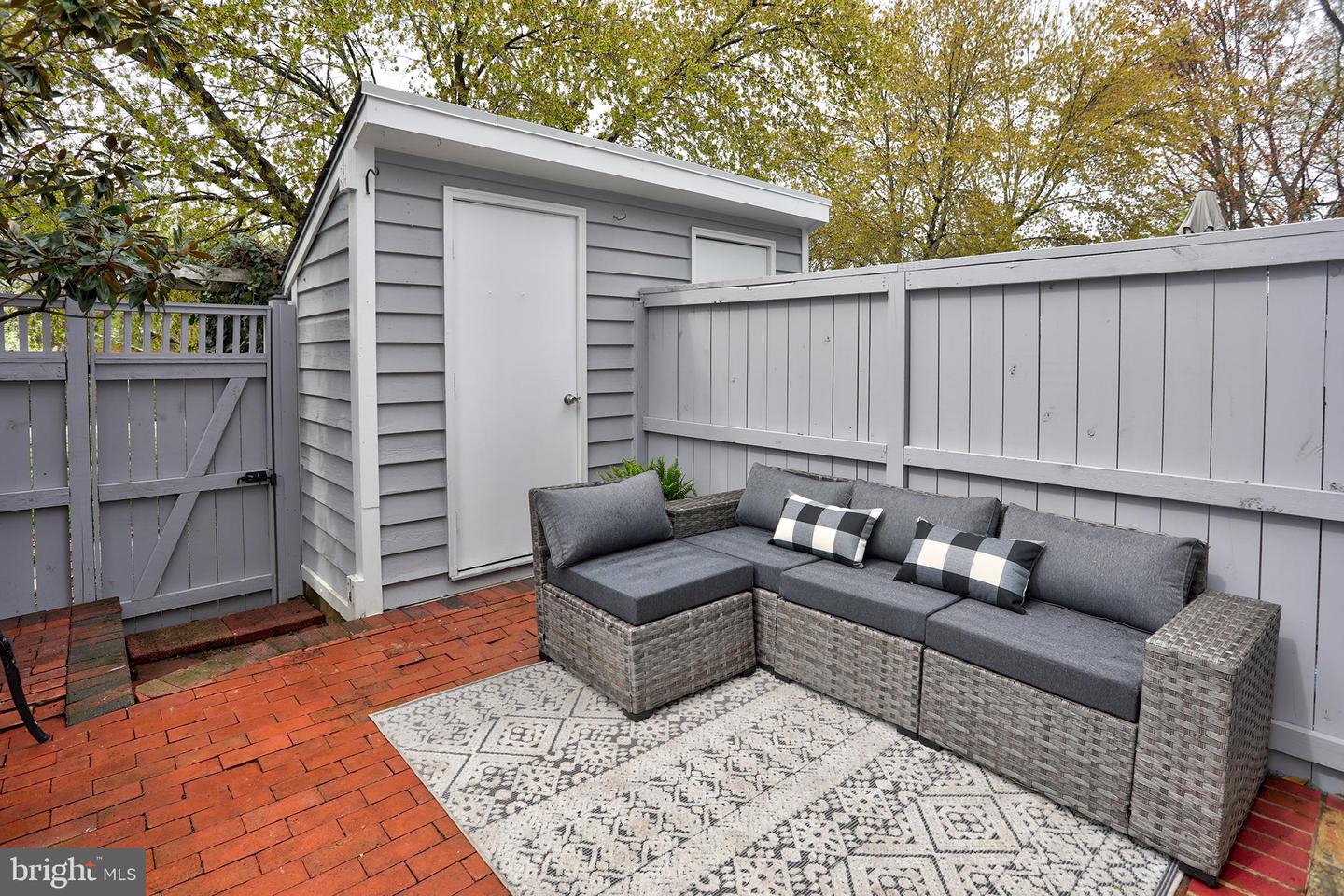 333 HARRISON ST SE, LEESBURG, Virginia 20175, 2 Bedrooms Bedrooms, ,1 BathroomBathrooms,Residential,For sale,333 HARRISON ST SE,VALO2093094 MLS # VALO2093094