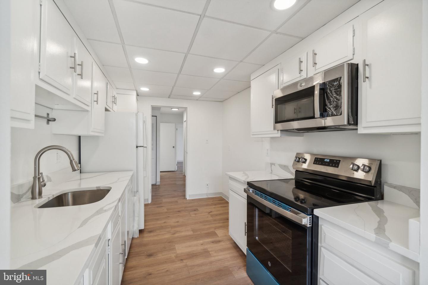 1401 N RHODES ST #305, ARLINGTON, Virginia 22209, 1 Bedroom Bedrooms, ,1 BathroomBathrooms,Residential,For sale,1401 N RHODES ST #305,VAAR2055624 MLS # VAAR2055624