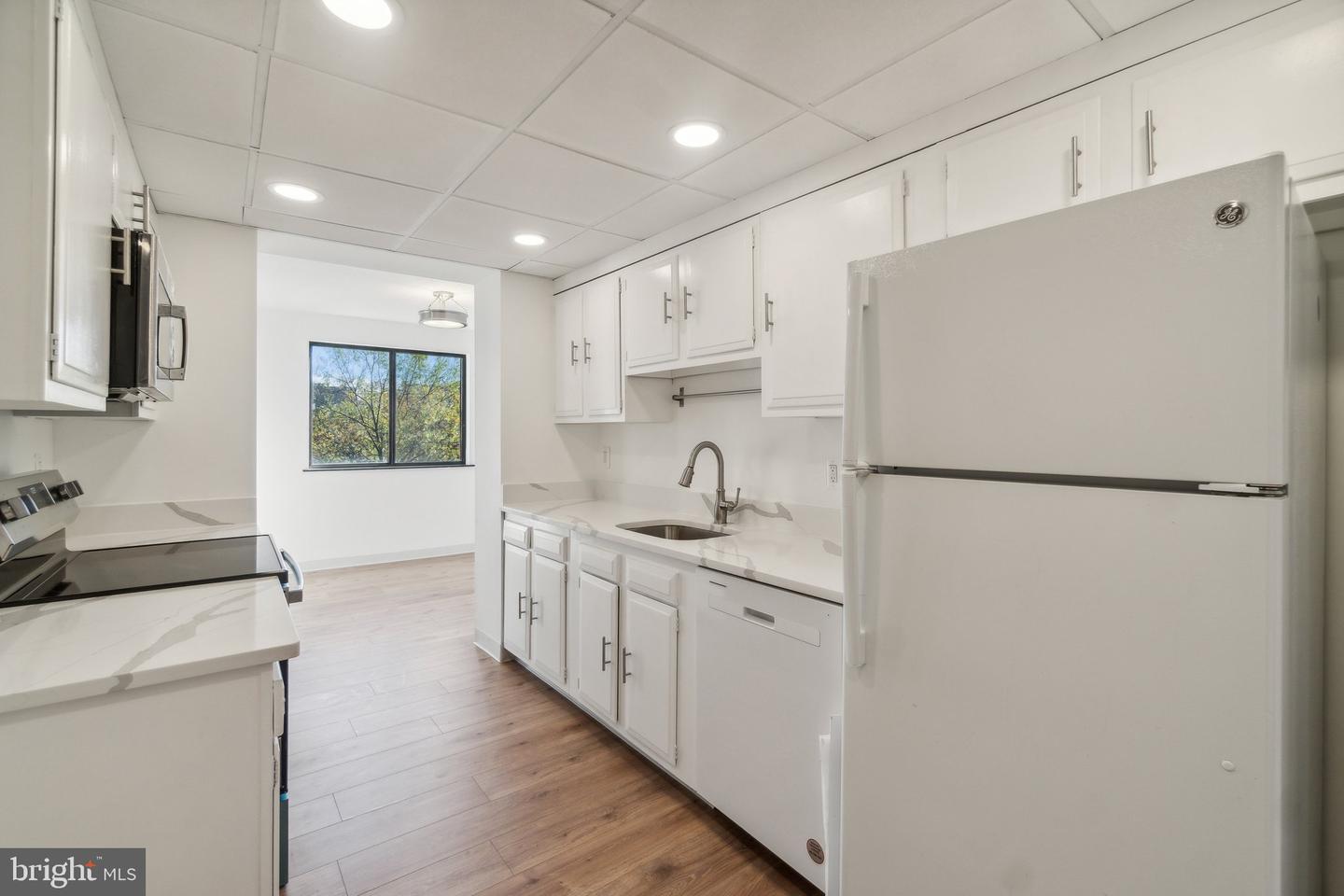 1401 N RHODES ST #305, ARLINGTON, Virginia 22209, 1 Bedroom Bedrooms, ,1 BathroomBathrooms,Residential,For sale,1401 N RHODES ST #305,VAAR2055624 MLS # VAAR2055624