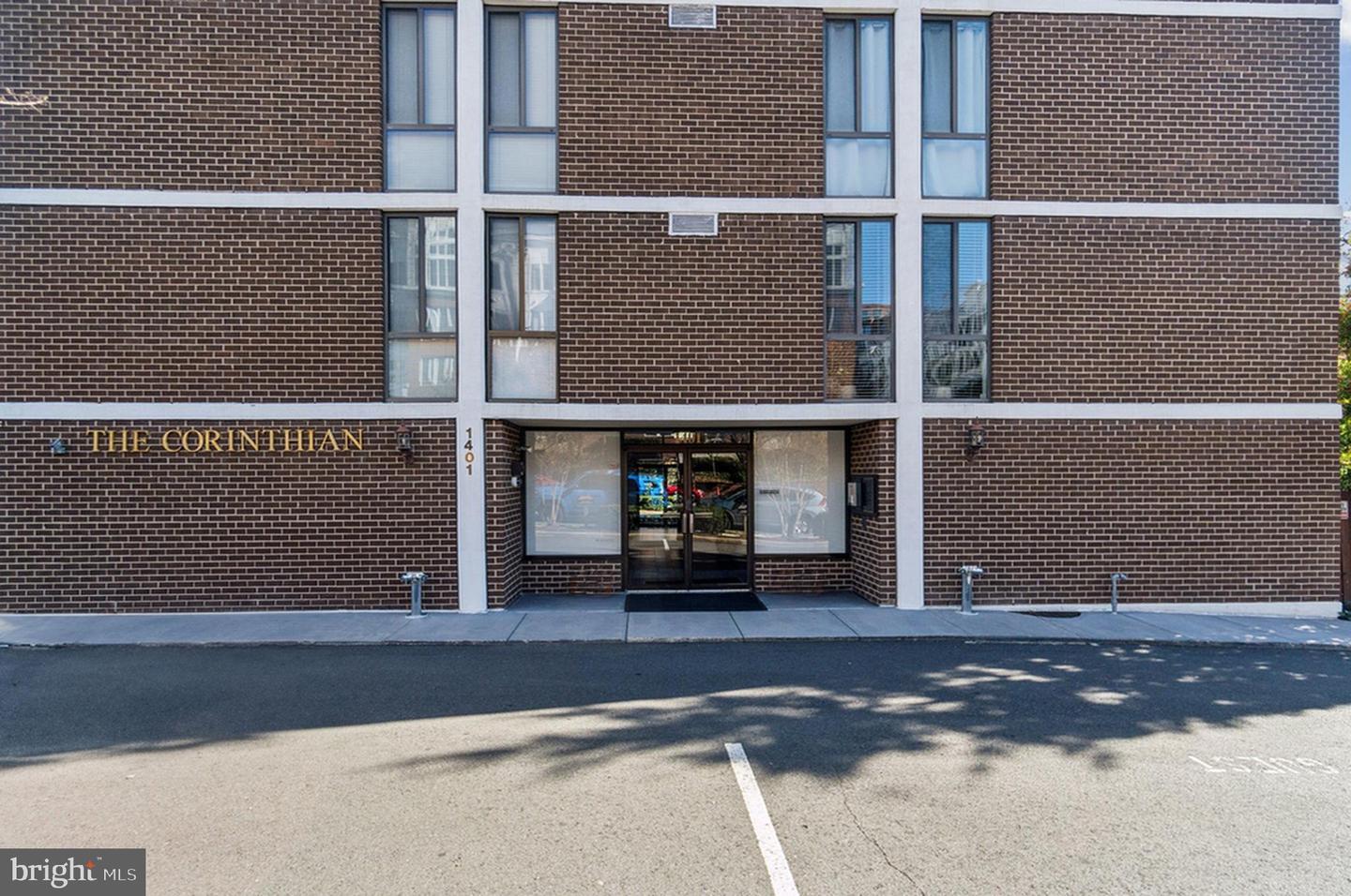 1401 N RHODES ST #305, ARLINGTON, Virginia 22209, 1 Bedroom Bedrooms, ,1 BathroomBathrooms,Residential,For sale,1401 N RHODES ST #305,VAAR2055624 MLS # VAAR2055624