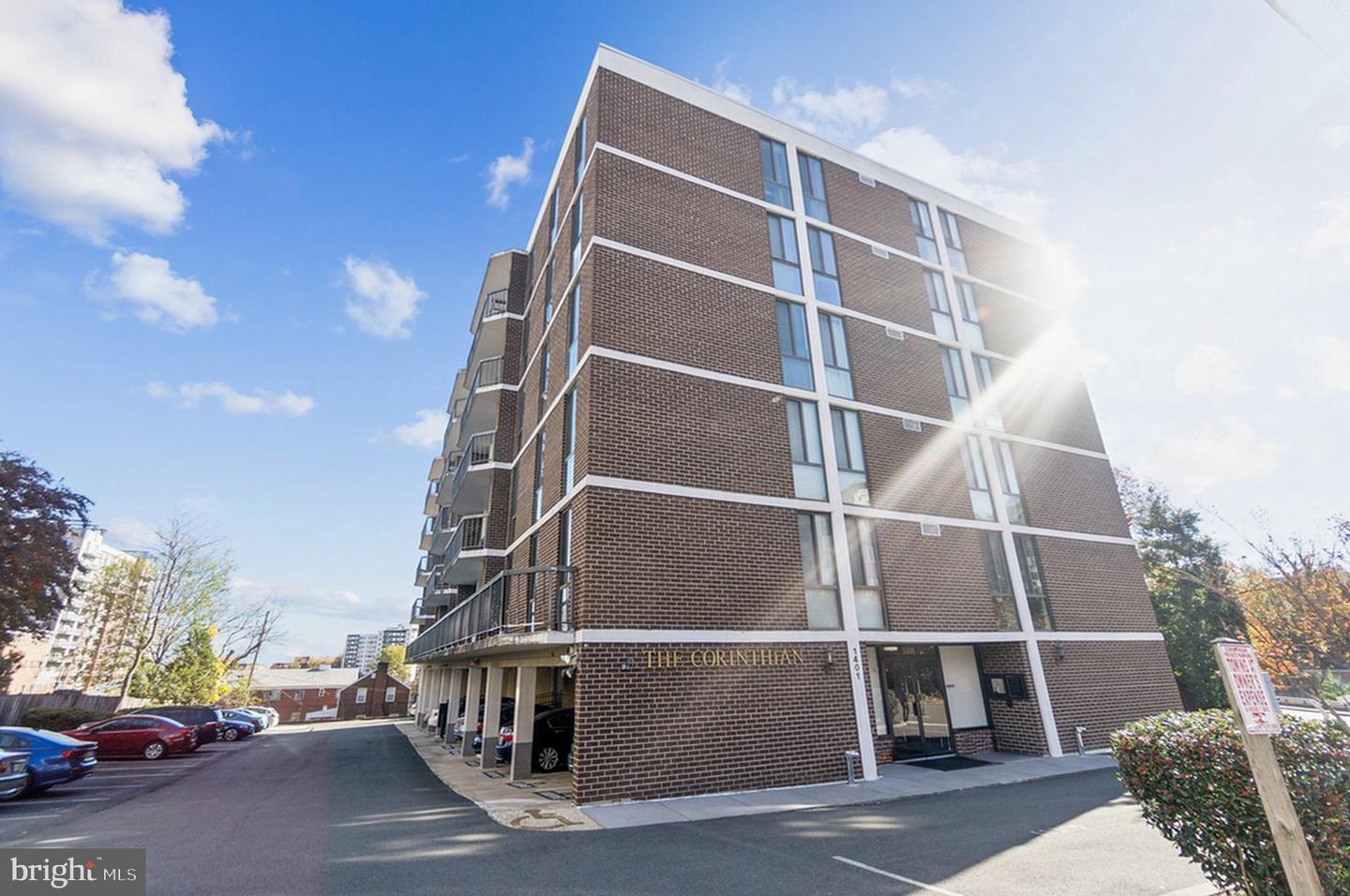 1401 N RHODES ST #305, ARLINGTON, Virginia 22209, 1 Bedroom Bedrooms, ,1 BathroomBathrooms,Residential,For sale,1401 N RHODES ST #305,VAAR2055624 MLS # VAAR2055624