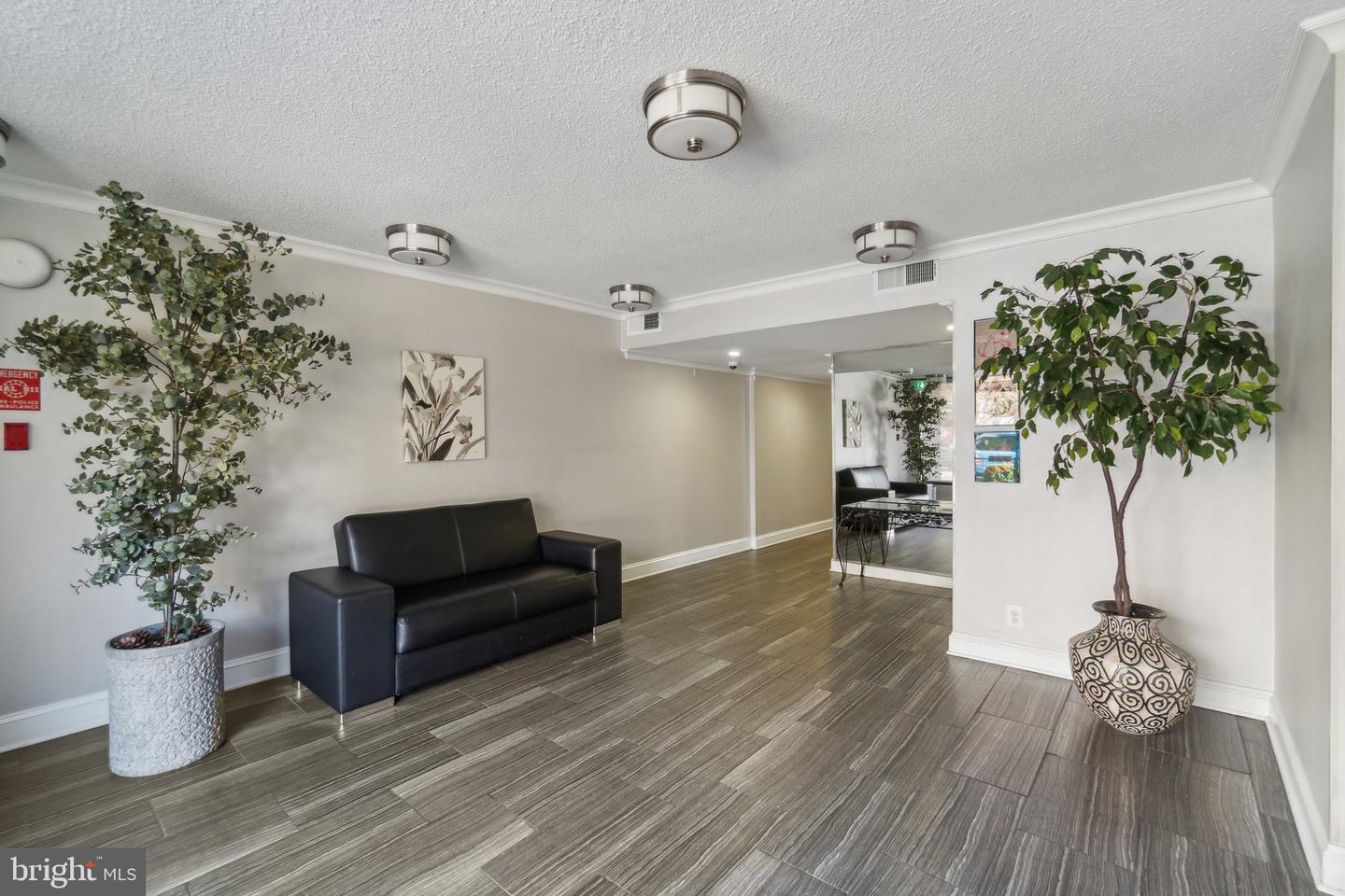 1401 N RHODES ST #305, ARLINGTON, Virginia 22209, 1 Bedroom Bedrooms, ,1 BathroomBathrooms,Residential,For sale,1401 N RHODES ST #305,VAAR2055624 MLS # VAAR2055624