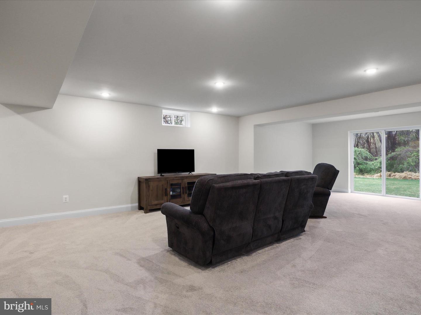 17009 GAINES RD, BROAD RUN, Virginia 20137, 4 Bedrooms Bedrooms, ,4 BathroomsBathrooms,Residential,For sale,17009 GAINES RD,VAPW2091418 MLS # VAPW2091418