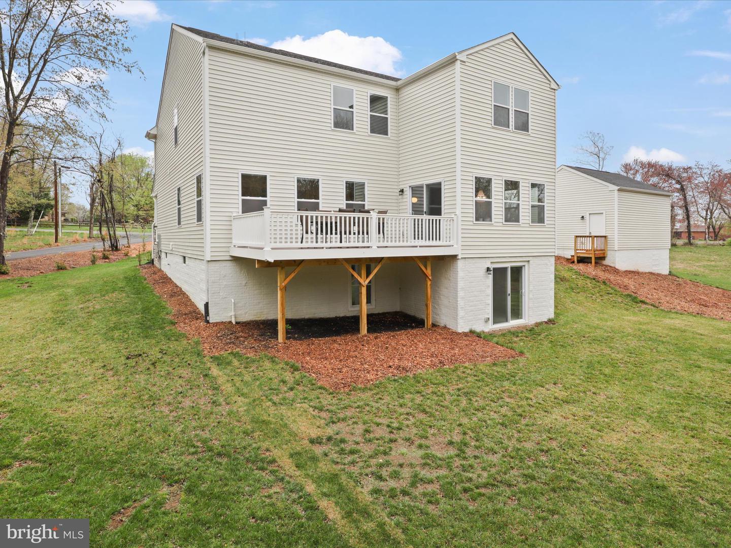17009 GAINES RD, BROAD RUN, Virginia 20137, 4 Bedrooms Bedrooms, ,4 BathroomsBathrooms,Residential,For sale,17009 GAINES RD,VAPW2091418 MLS # VAPW2091418