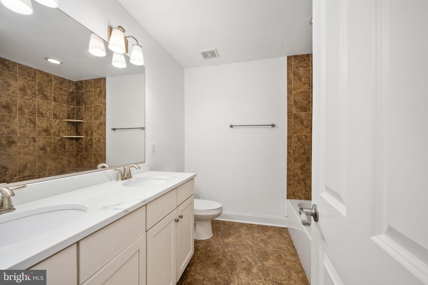 11 AIDEN DR, FREDERICKSBURG, Virginia 22406, 4 Bedrooms Bedrooms, ,3 BathroomsBathrooms,Residential,For sale,11 AIDEN DR,VAST2037644 MLS # VAST2037644