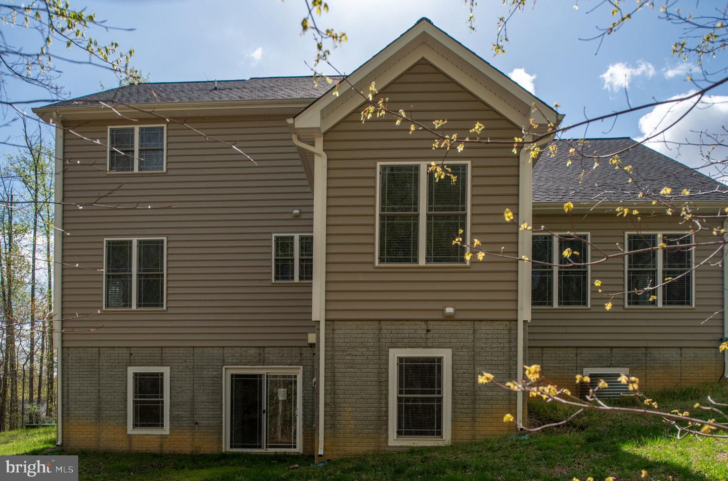 11 AIDEN DR, FREDERICKSBURG, Virginia 22406, 4 Bedrooms Bedrooms, ,3 BathroomsBathrooms,Residential,For sale,11 AIDEN DR,VAST2037644 MLS # VAST2037644