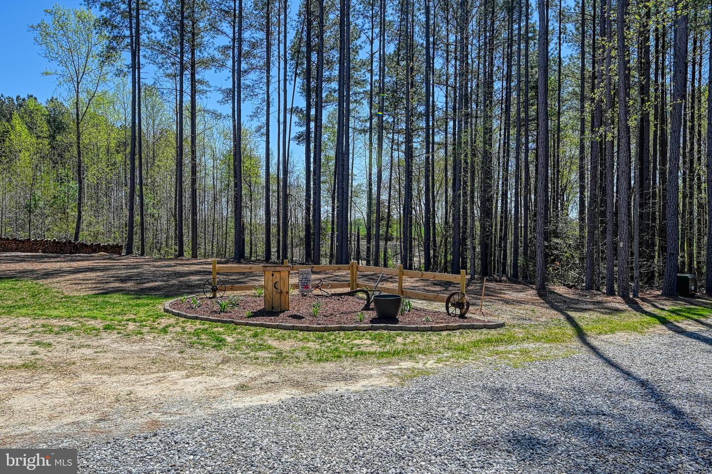 2854 FREDERICKS HALL RD, MINERAL, Virginia 23117, 5 Bedrooms Bedrooms, ,2 BathroomsBathrooms,Residential,For sale,2854 FREDERICKS HALL RD,VALA2007622 MLS # VALA2007622