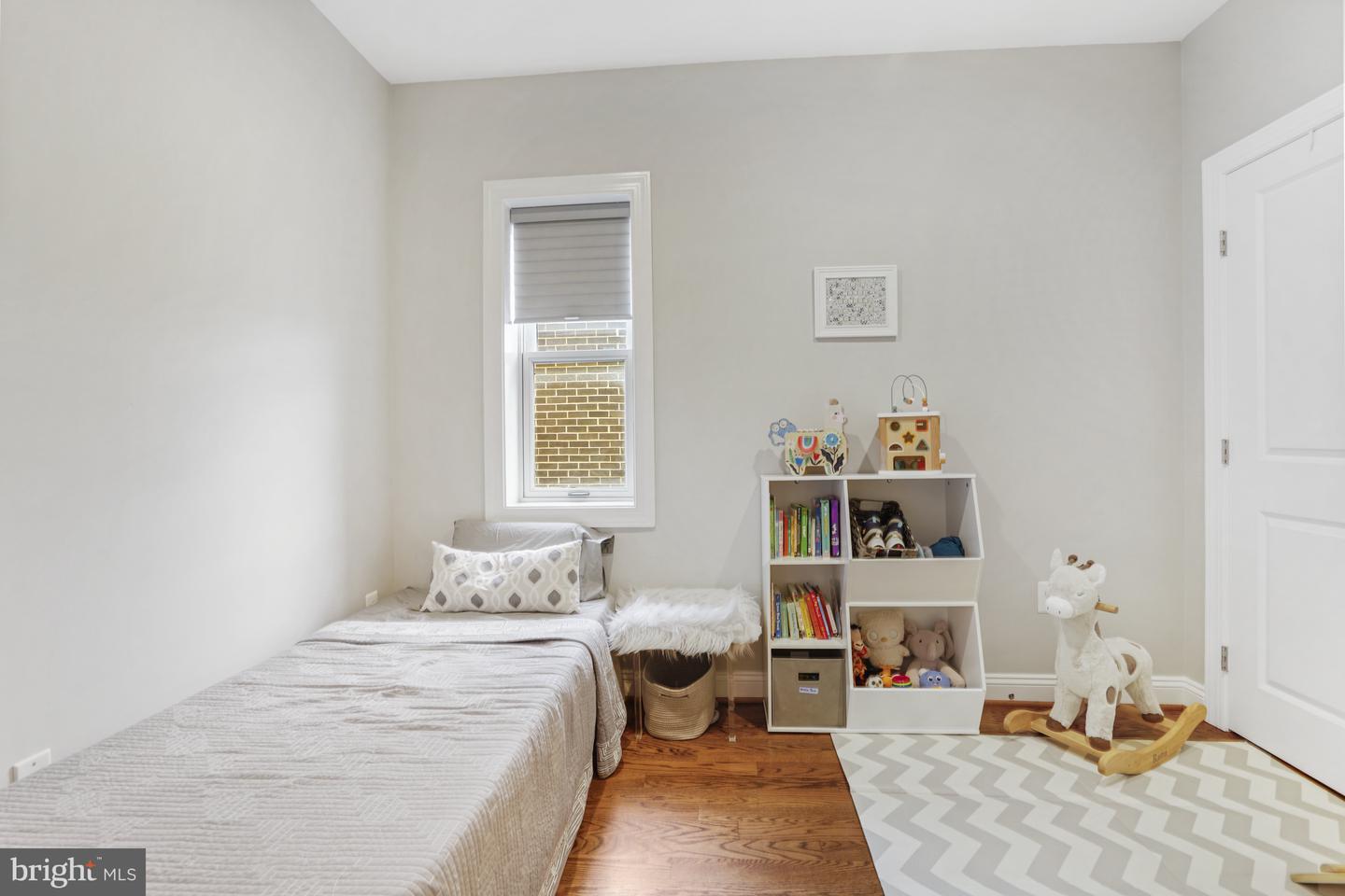 636 Q ST NW #4, WASHINGTON, District Of Columbia 20001, 3 Bedrooms Bedrooms, ,2 BathroomsBathrooms,Residential,For sale,636 Q ST NW #4,DCDC2194528 MLS # DCDC2194528