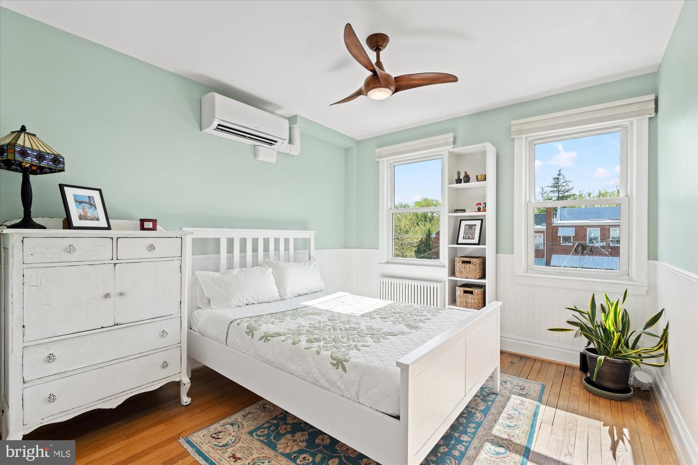 4935 NEW HAMPSHIRE AVE NW, WASHINGTON, District Of Columbia 20011, 3 Bedrooms Bedrooms, ,2 BathroomsBathrooms,Residential,For sale,4935 NEW HAMPSHIRE AVE NW,DCDC2194566 MLS # DCDC2194566
