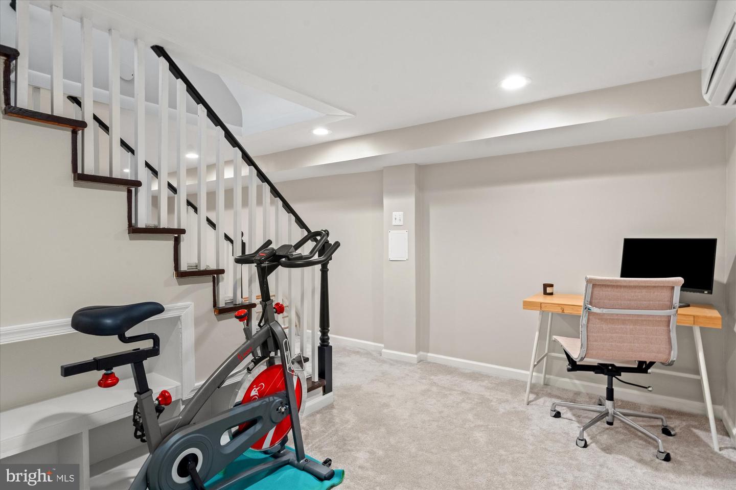 4935 NEW HAMPSHIRE AVE NW, WASHINGTON, District Of Columbia 20011, 3 Bedrooms Bedrooms, ,2 BathroomsBathrooms,Residential,For sale,4935 NEW HAMPSHIRE AVE NW,DCDC2194566 MLS # DCDC2194566