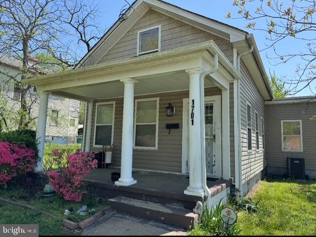 1701 CARLISLE, RICHMOND, Virginia 23232, 3 Bedrooms Bedrooms, ,1 BathroomBathrooms,Residential,For sale,1701 CARLISLE,VARC2000648 MLS # VARC2000648