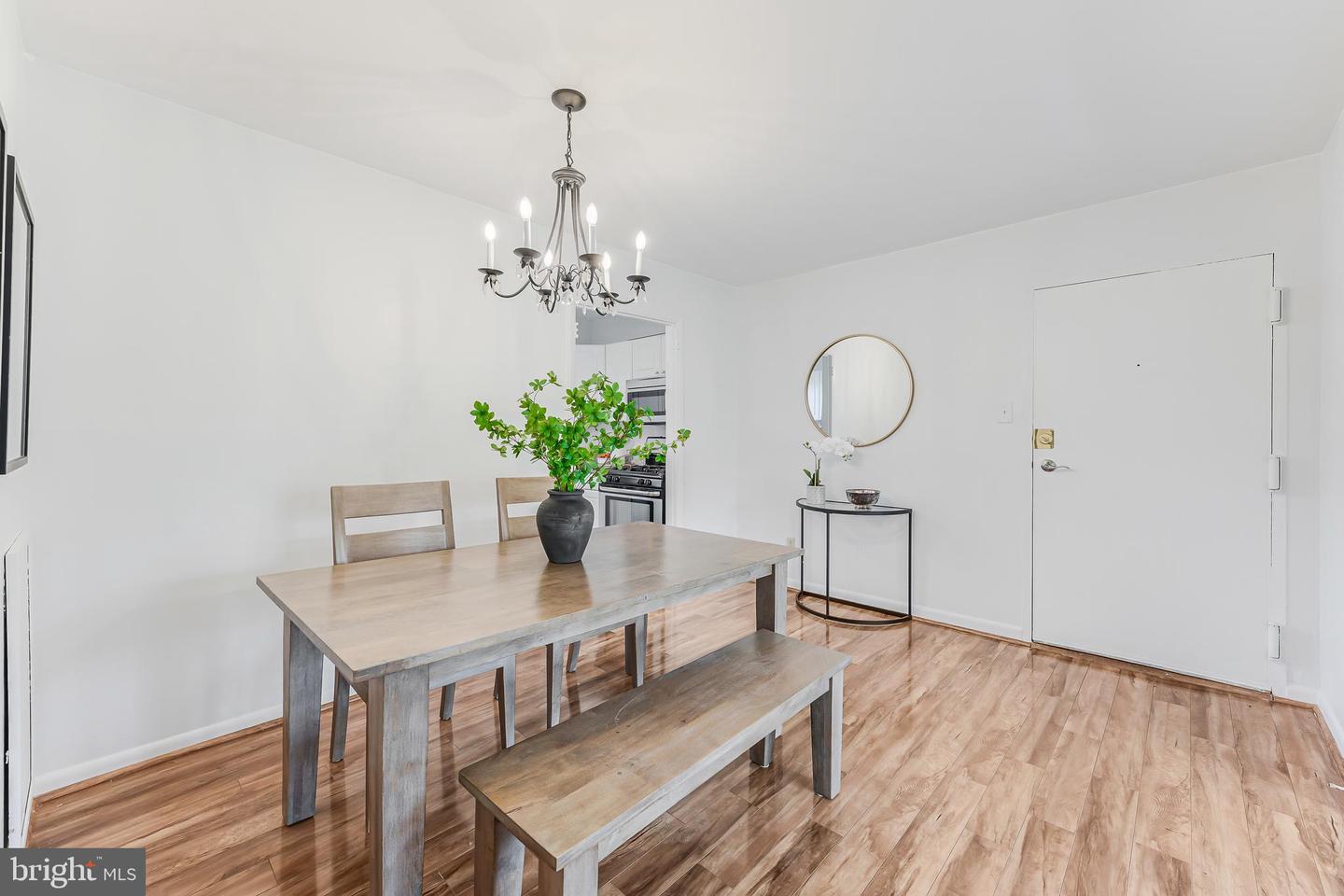 11622 VANTAGE HILL RD #12B, RESTON, Virginia 20190, 2 Bedrooms Bedrooms, ,2 BathroomsBathrooms,Residential,For sale,11622 VANTAGE HILL RD #12B,VAFX2233058 MLS # VAFX2233058