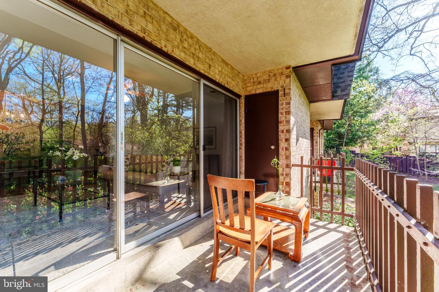 11622 VANTAGE HILL RD #12B, RESTON, Virginia 20190, 2 Bedrooms Bedrooms, ,2 BathroomsBathrooms,Residential,For sale,11622 VANTAGE HILL RD #12B,VAFX2233058 MLS # VAFX2233058