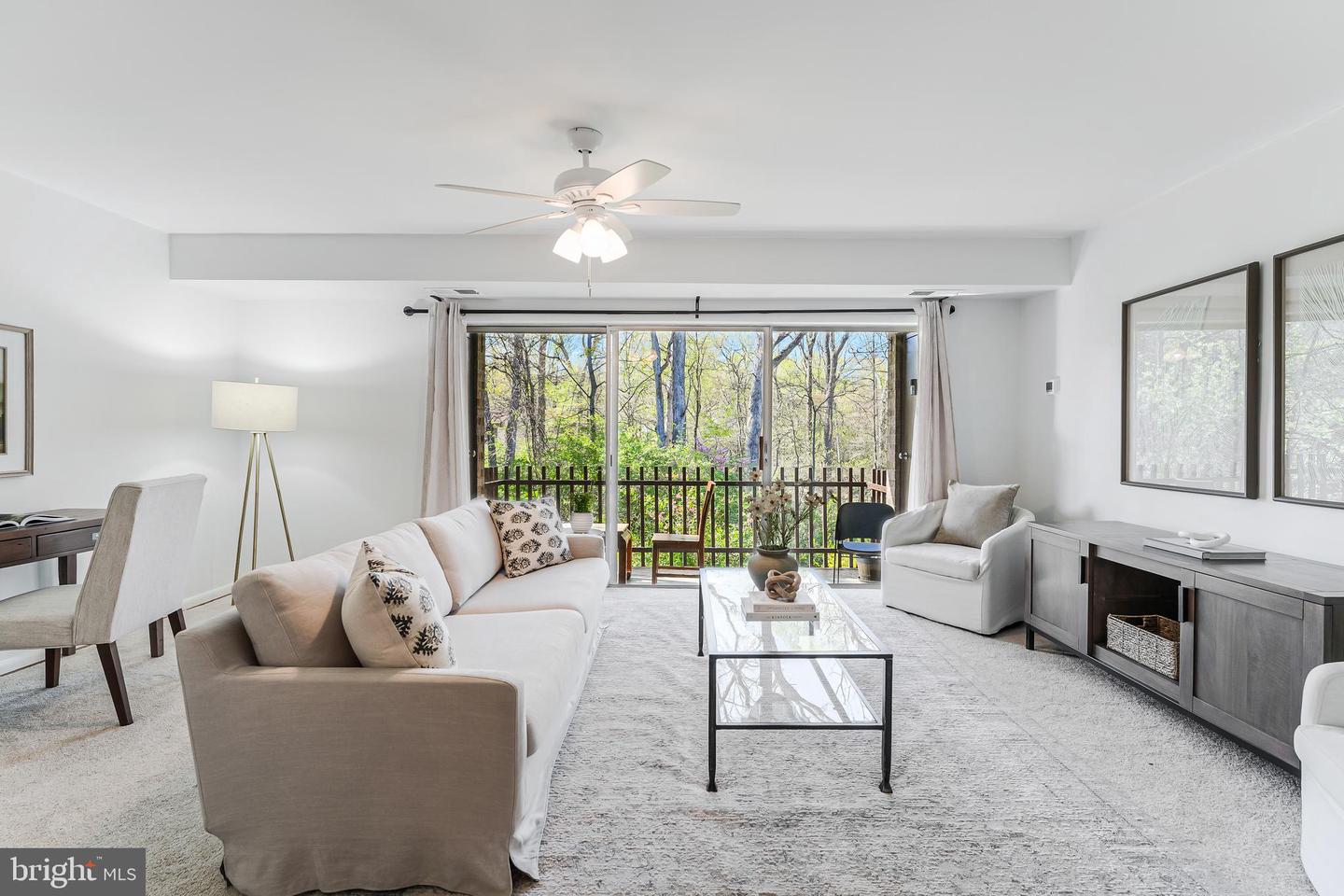 11622 VANTAGE HILL RD #12B, RESTON, Virginia 20190, 2 Bedrooms Bedrooms, ,2 BathroomsBathrooms,Residential,For sale,11622 VANTAGE HILL RD #12B,VAFX2233058 MLS # VAFX2233058