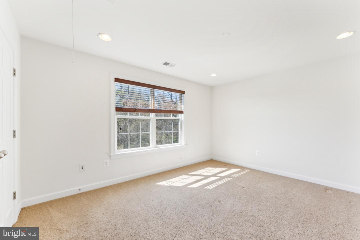 22411 CONSERVANCY DR, ASHBURN, Virginia 20148, 5 Bedrooms Bedrooms, ,4 BathroomsBathrooms,Residential,For sale,22411 CONSERVANCY DR,VALO2093384 MLS # VALO2093384