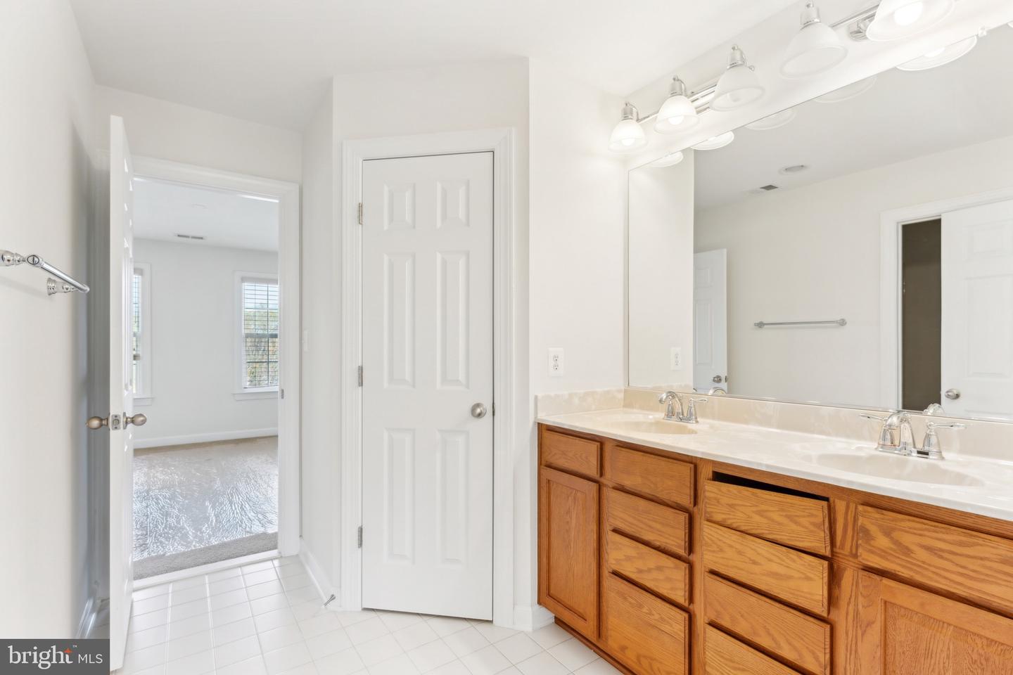 22411 CONSERVANCY DR, ASHBURN, Virginia 20148, 5 Bedrooms Bedrooms, ,4 BathroomsBathrooms,Residential,For sale,22411 CONSERVANCY DR,VALO2093384 MLS # VALO2093384