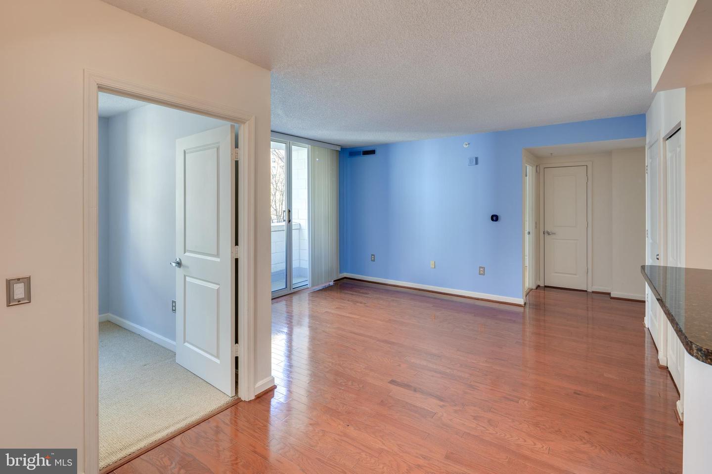 880 N POLLARD ST #223, ARLINGTON, Virginia 22203, 1 Bedroom Bedrooms, ,1 BathroomBathrooms,Residential,For sale,880 N POLLARD ST #223,VAAR2055798 MLS # VAAR2055798