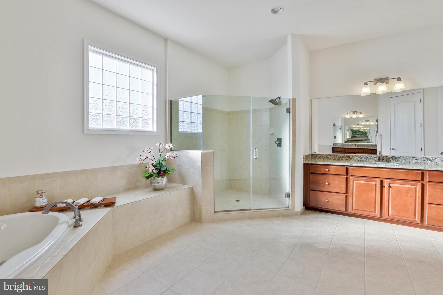41954 BRIARBERRY PL, LEESBURG, Virginia 20176, 5 Bedrooms Bedrooms, ,3 BathroomsBathrooms,Residential,For sale,41954 BRIARBERRY PL,VALO2093436 MLS # VALO2093436
