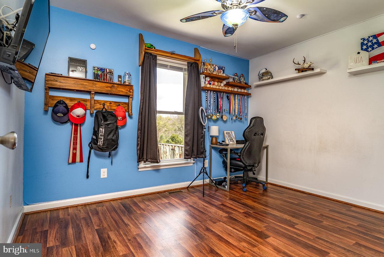 84 BARRICK LN, MOUNT JACKSON, Virginia 22842, 3 Bedrooms Bedrooms, ,2 BathroomsBathrooms,Residential,For sale,84 BARRICK LN,VASH2011174 MLS # VASH2011174