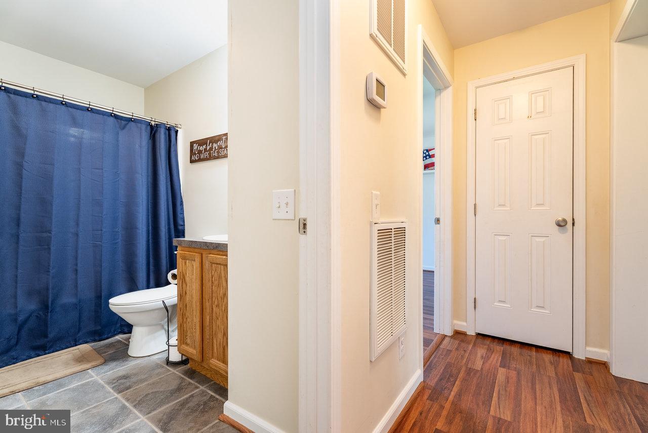 84 BARRICK LN, MOUNT JACKSON, Virginia 22842, 3 Bedrooms Bedrooms, ,2 BathroomsBathrooms,Residential,For sale,84 BARRICK LN,VASH2011174 MLS # VASH2011174