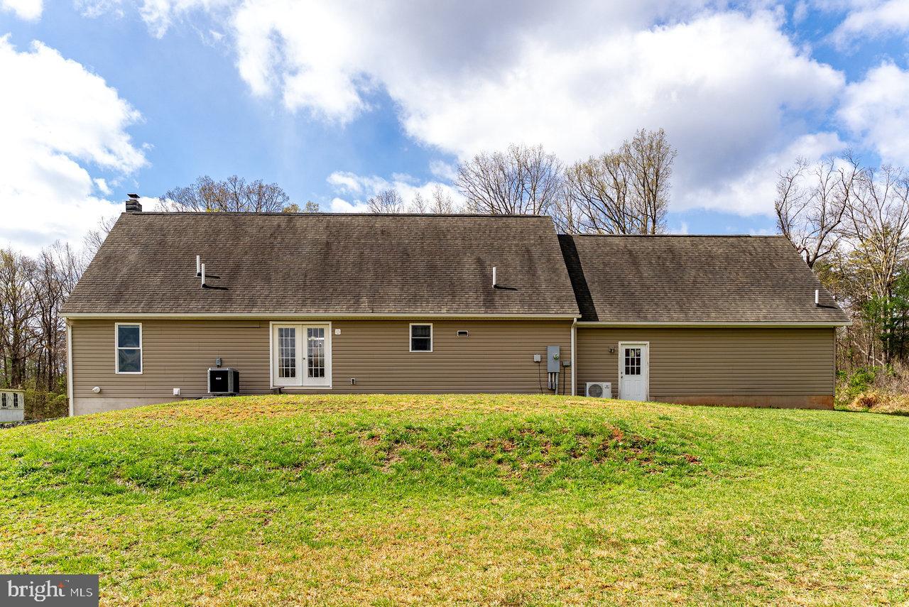 84 BARRICK LN, MOUNT JACKSON, Virginia 22842, 3 Bedrooms Bedrooms, ,2 BathroomsBathrooms,Residential,For sale,84 BARRICK LN,VASH2011174 MLS # VASH2011174