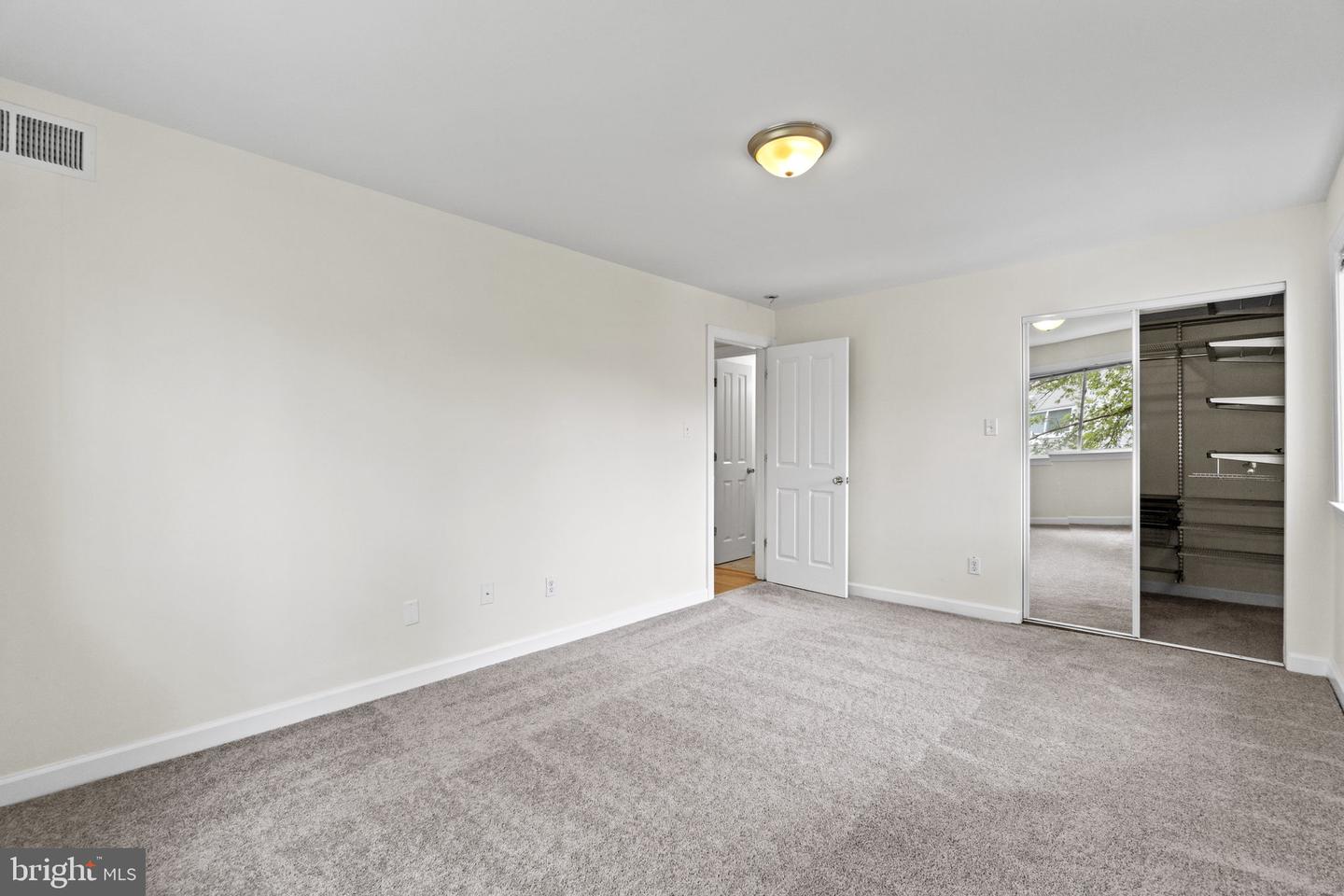 4469 B ST SE #204, WASHINGTON, District Of Columbia 20019, 2 Bedrooms Bedrooms, ,1 BathroomBathrooms,Residential,For sale,4469 B ST SE #204,DCDC2194710 MLS # DCDC2194710