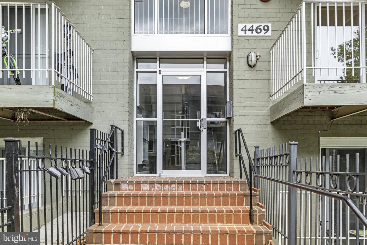 4469 B ST SE #204, WASHINGTON, District Of Columbia 20019, 2 Bedrooms Bedrooms, ,1 BathroomBathrooms,Residential,For sale,4469 B ST SE #204,DCDC2194710 MLS # DCDC2194710