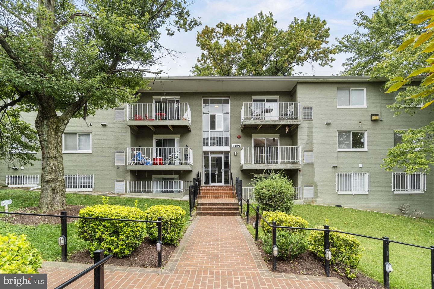 4469 B ST SE #204, WASHINGTON, District Of Columbia 20019, 2 Bedrooms Bedrooms, ,1 BathroomBathrooms,Residential,For sale,4469 B ST SE #204,DCDC2194710 MLS # DCDC2194710
