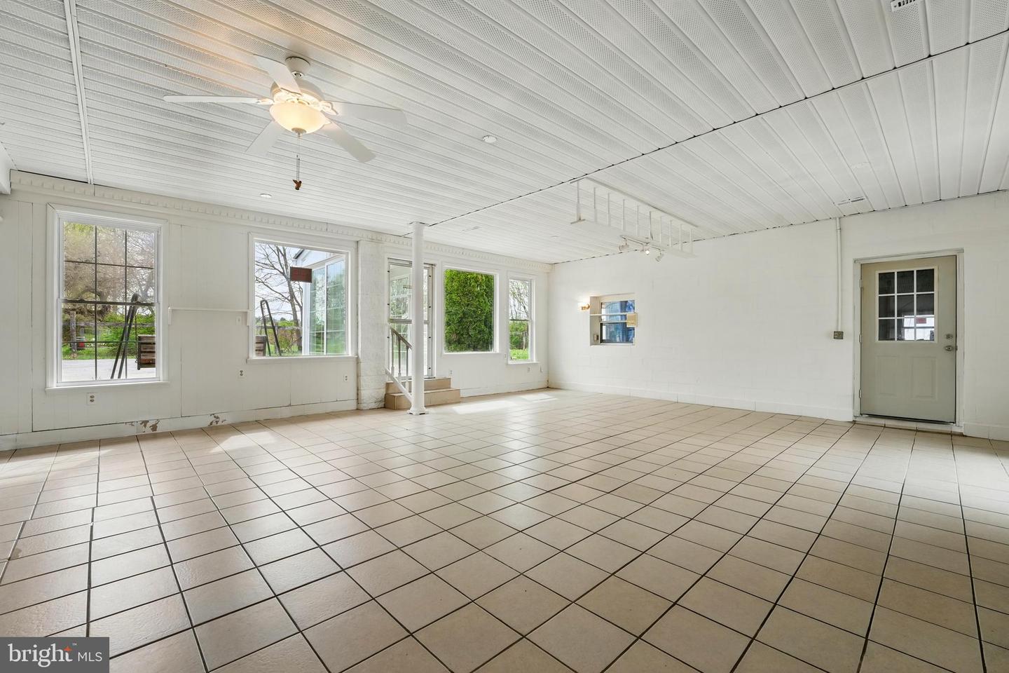111 THORNTON RD, BOYCE, Virginia 22620, 3 Bedrooms Bedrooms, ,2 BathroomsBathrooms,Residential,For sale,111 THORNTON RD,VACL2003582 MLS # VACL2003582