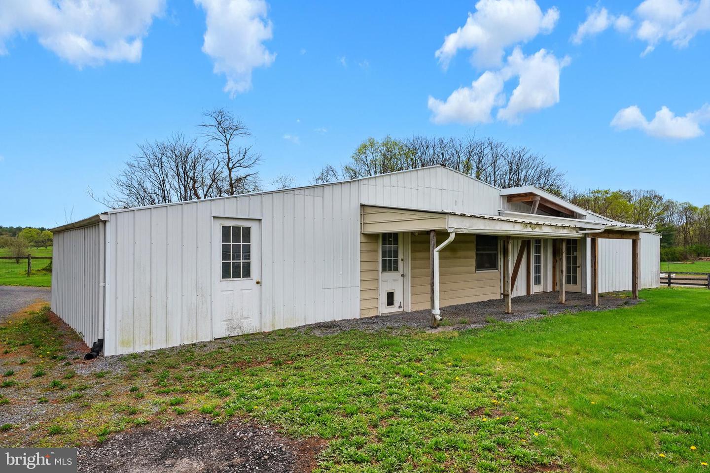 111 THORNTON RD, BOYCE, Virginia 22620, 3 Bedrooms Bedrooms, ,2 BathroomsBathrooms,Residential,For sale,111 THORNTON RD,VACL2003582 MLS # VACL2003582