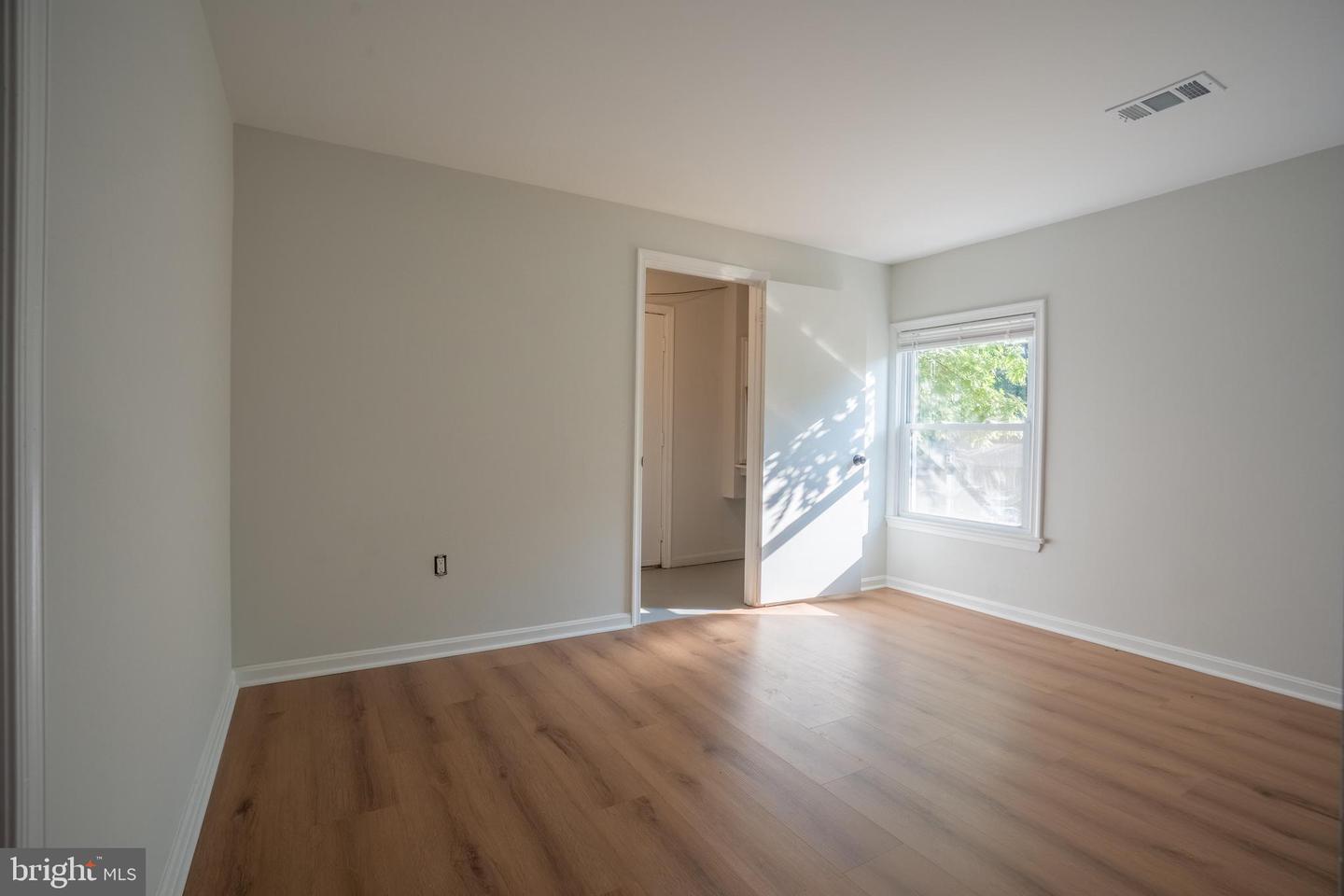 15712 BRANDYWINE RD, DUMFRIES, Virginia 22025, 4 Bedrooms Bedrooms, ,3 BathroomsBathrooms,Residential,For sale,15712 BRANDYWINE RD,VAPW2091668 MLS # VAPW2091668