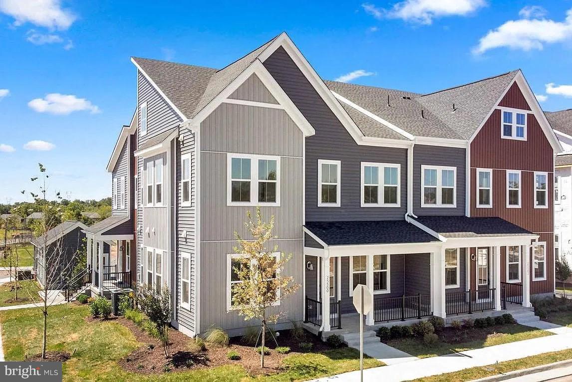 41917 HOGAN FOREST TER, ALDIE, Virginia 20105, 4 Bedrooms Bedrooms, ,3 BathroomsBathrooms,Residential,For sale,41917 HOGAN FOREST TER,VALO2093466 MLS # VALO2093466