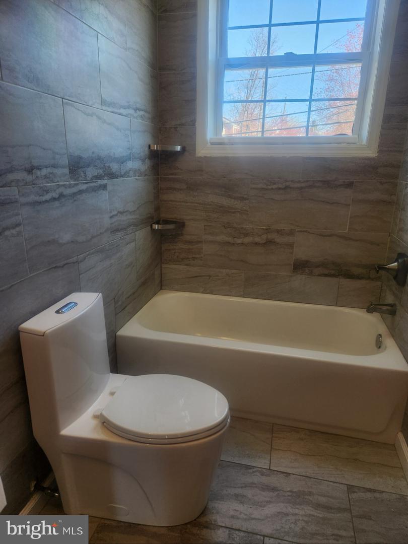 17 46TH ST SE #5, WASHINGTON, District Of Columbia 20019, 2 Bedrooms Bedrooms, ,2 BathroomsBathrooms,Residential,For sale,17 46TH ST SE #5,DCDC2194882 MLS # DCDC2194882