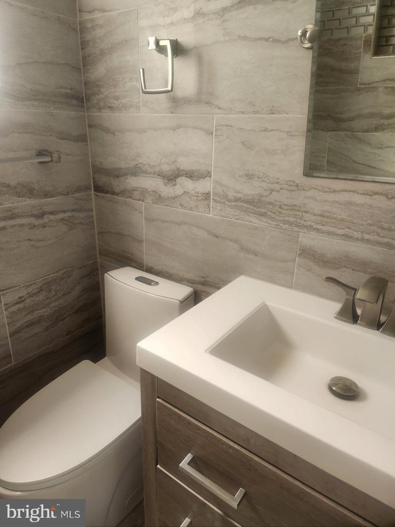 17 46TH ST SE #5, WASHINGTON, District Of Columbia 20019, 2 Bedrooms Bedrooms, ,2 BathroomsBathrooms,Residential,For sale,17 46TH ST SE #5,DCDC2194882 MLS # DCDC2194882