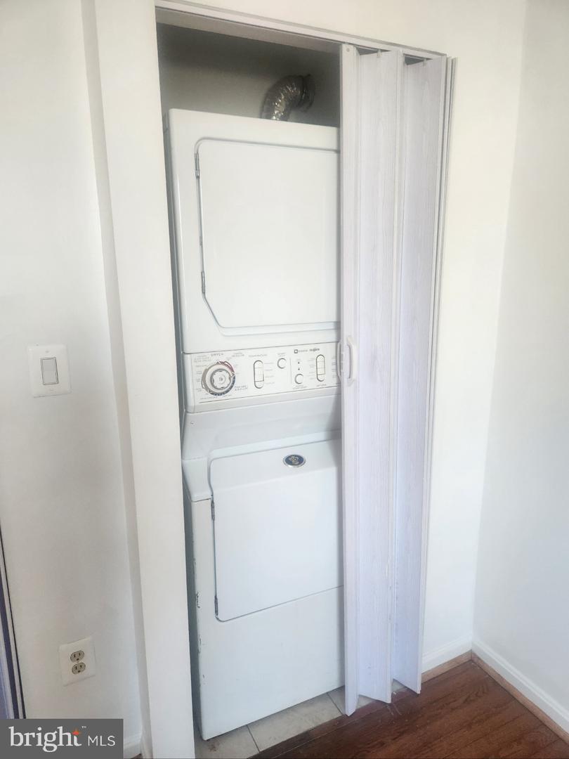 17 46TH ST SE #5, WASHINGTON, District Of Columbia 20019, 2 Bedrooms Bedrooms, ,2 BathroomsBathrooms,Residential,For sale,17 46TH ST SE #5,DCDC2194882 MLS # DCDC2194882
