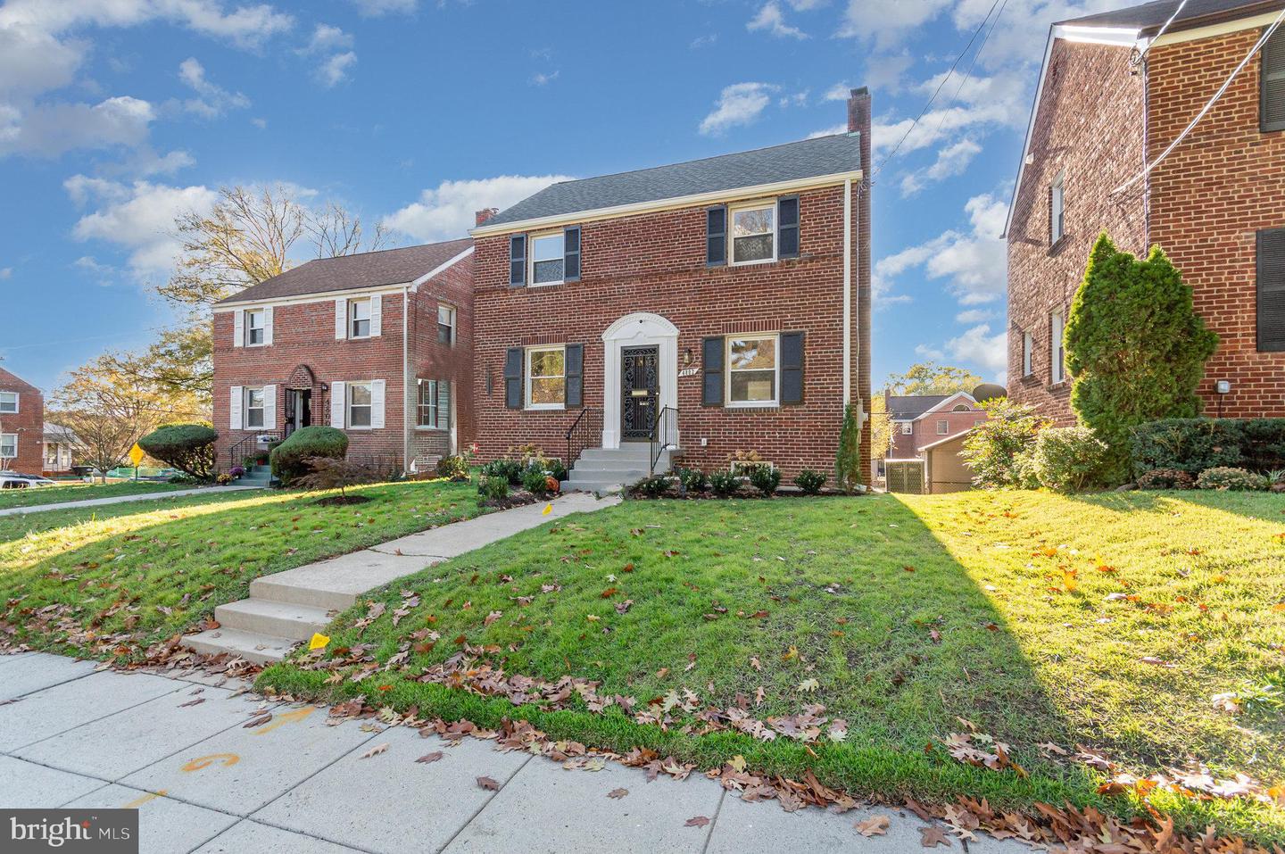 4802 EASTERN AVE NE, WASHINGTON, District Of Columbia 20017, 4 Bedrooms Bedrooms, ,3 BathroomsBathrooms,Residential,For sale,4802 EASTERN AVE NE,DCDC2194906 MLS # DCDC2194906