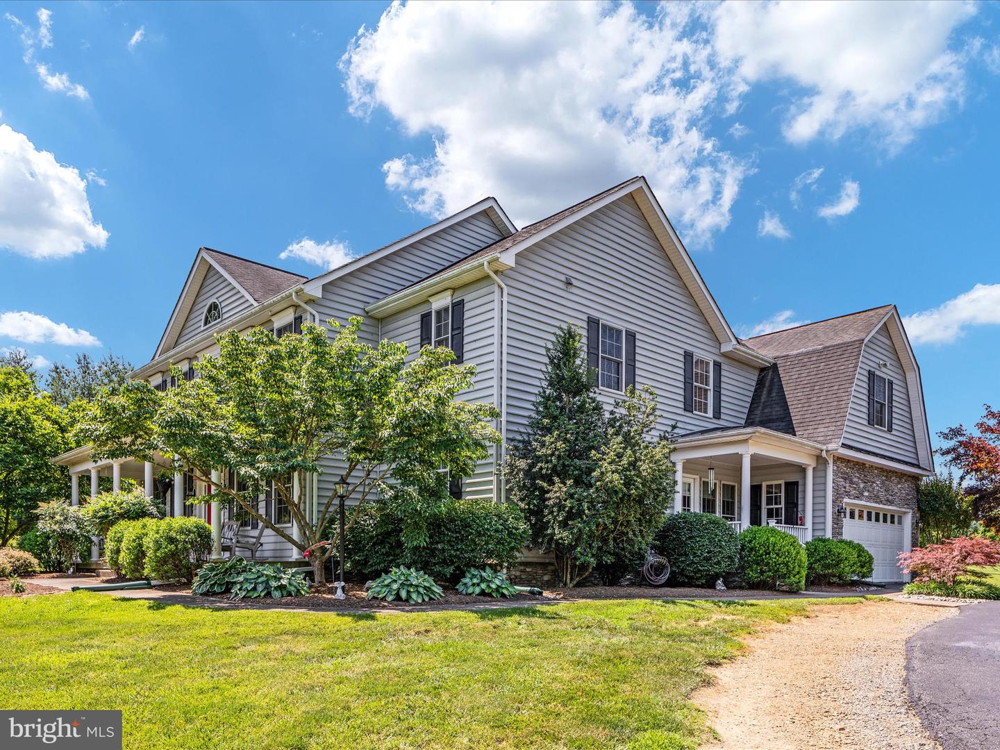 37075 GAVER MILL RD, HILLSBORO, Virginia 20132, 5 Bedrooms Bedrooms, ,4 BathroomsBathrooms,Residential,For sale,37075 GAVER MILL RD,VALO2093572 MLS # VALO2093572