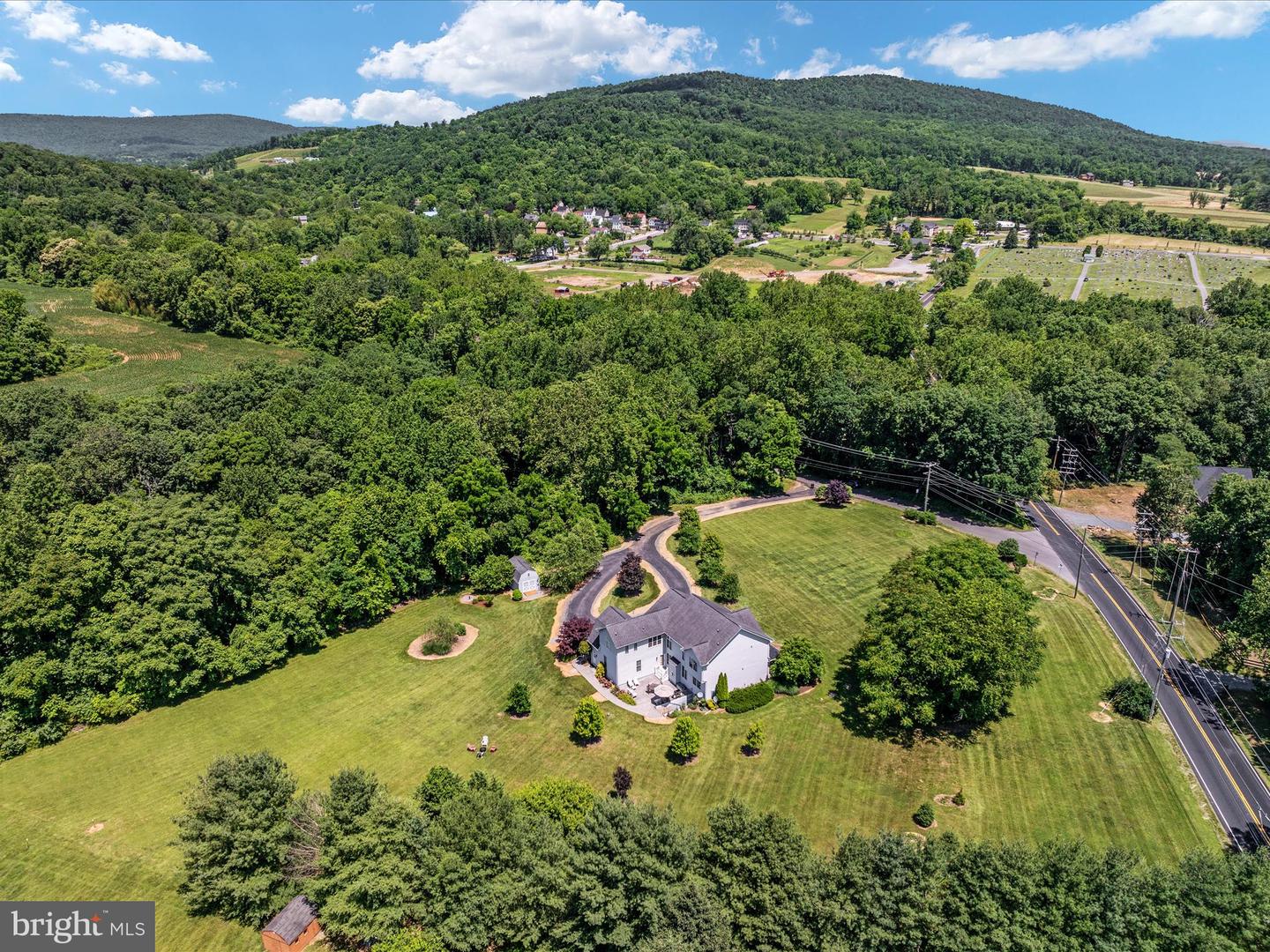 37075 GAVER MILL RD, HILLSBORO, Virginia 20132, 5 Bedrooms Bedrooms, ,4 BathroomsBathrooms,Residential,For sale,37075 GAVER MILL RD,VALO2093572 MLS # VALO2093572