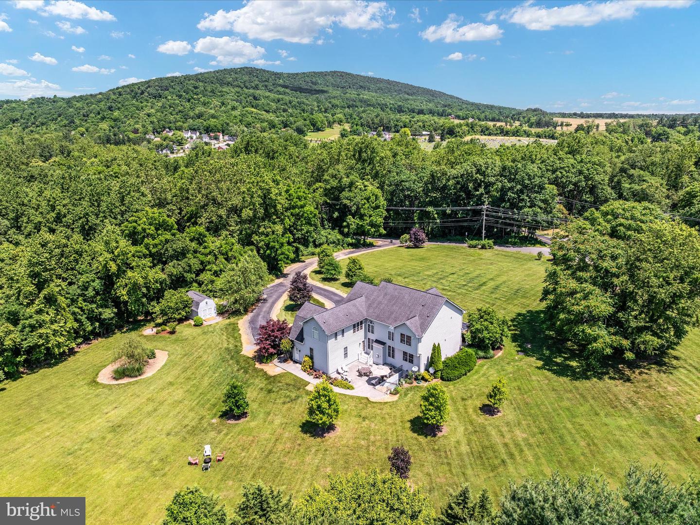 37075 GAVER MILL RD, HILLSBORO, Virginia 20132, 5 Bedrooms Bedrooms, ,4 BathroomsBathrooms,Residential,For sale,37075 GAVER MILL RD,VALO2093572 MLS # VALO2093572