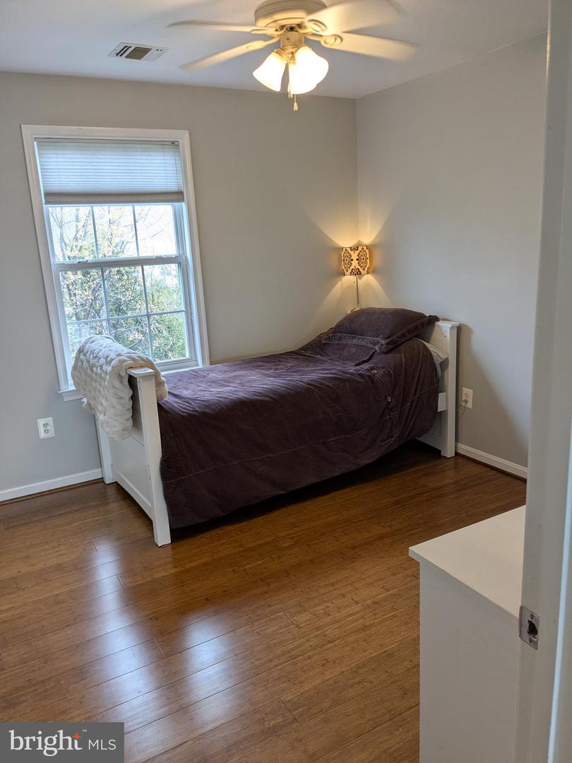 1072 VIRGINIA AVE, CULPEPER, Virginia 22701, 5 Bedrooms Bedrooms, 12 Rooms Rooms,3 BathroomsBathrooms,Residential,For sale,1072 VIRGINIA AVE,VACU2010246 MLS # VACU2010246