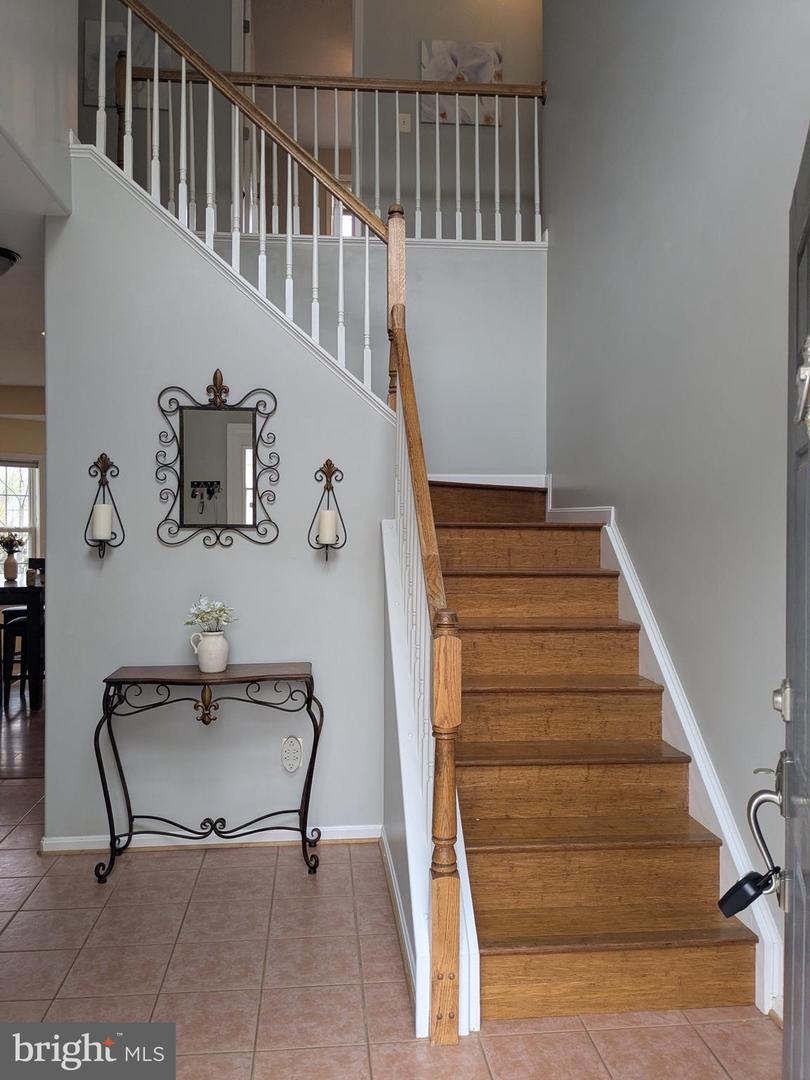 1072 VIRGINIA AVE, CULPEPER, Virginia 22701, 5 Bedrooms Bedrooms, 12 Rooms Rooms,3 BathroomsBathrooms,Residential,For sale,1072 VIRGINIA AVE,VACU2010246 MLS # VACU2010246