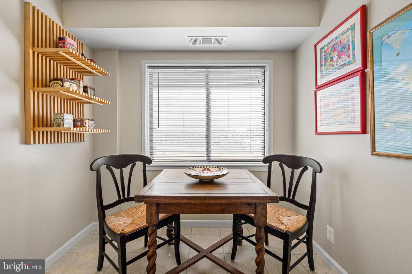 1600 N OAK ST #415, ARLINGTON, Virginia 22209, 2 Bedrooms Bedrooms, ,2 BathroomsBathrooms,Residential,For sale,1600 N OAK ST #415,VAAR2055874 MLS # VAAR2055874