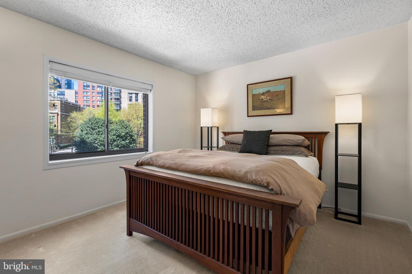 1600 N OAK ST #415, ARLINGTON, Virginia 22209, 2 Bedrooms Bedrooms, ,2 BathroomsBathrooms,Residential,For sale,1600 N OAK ST #415,VAAR2055874 MLS # VAAR2055874