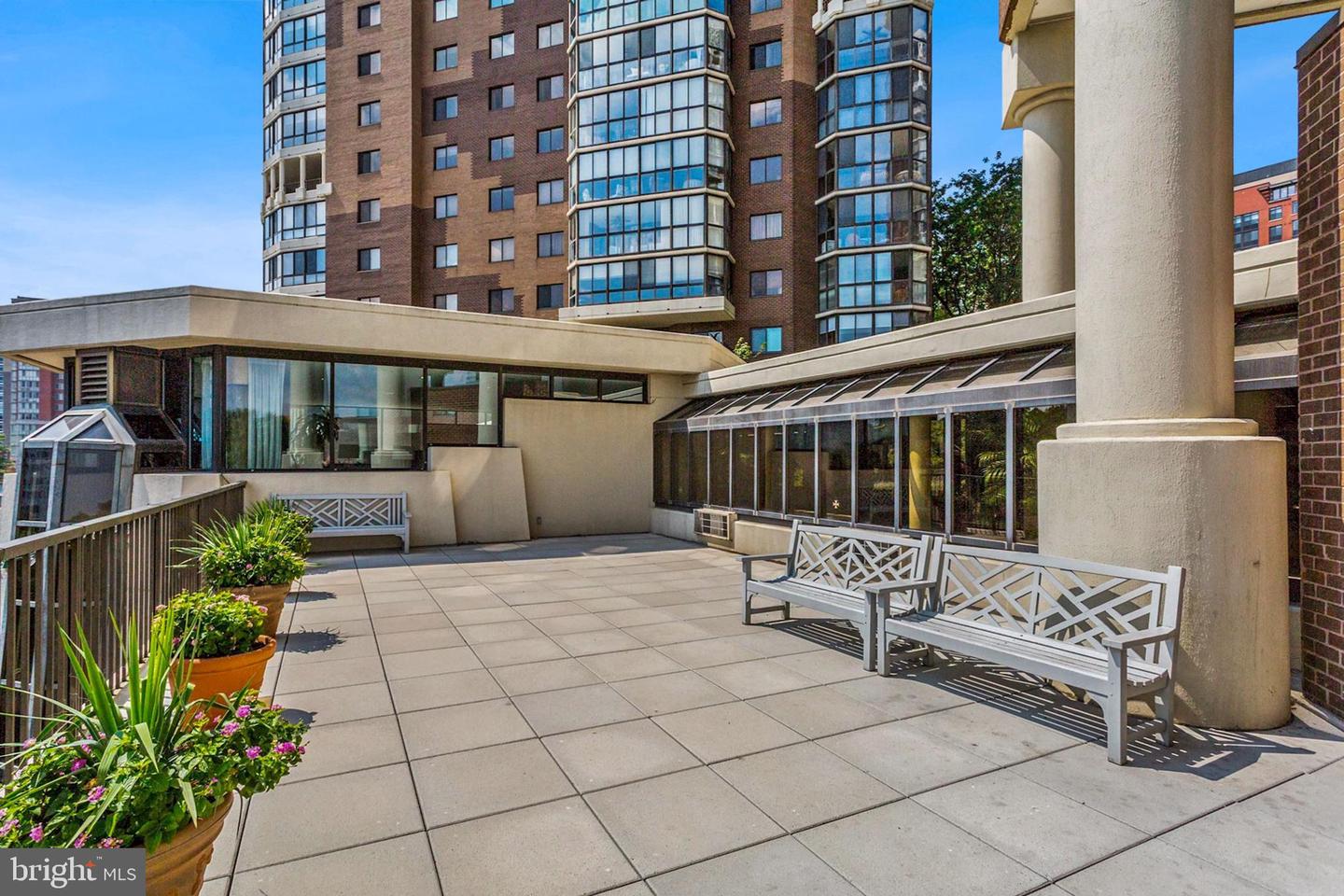 1600 N OAK ST #415, ARLINGTON, Virginia 22209, 2 Bedrooms Bedrooms, ,2 BathroomsBathrooms,Residential,For sale,1600 N OAK ST #415,VAAR2055874 MLS # VAAR2055874