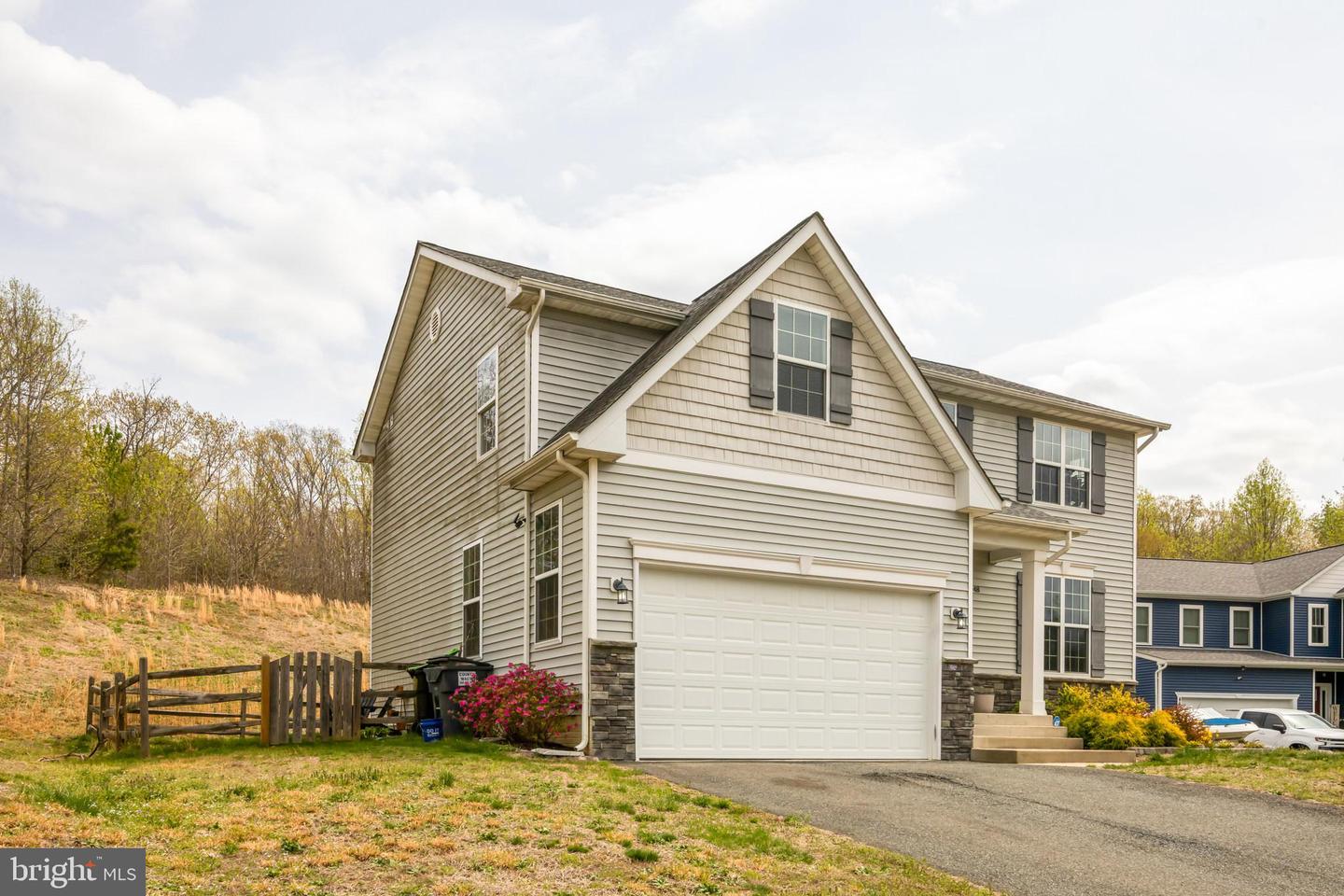48 ELLISON CT, FREDERICKSBURG, Virginia 22405, 4 Bedrooms Bedrooms, ,3 BathroomsBathrooms,Residential,For sale,48 ELLISON CT,VAST2037752 MLS # VAST2037752