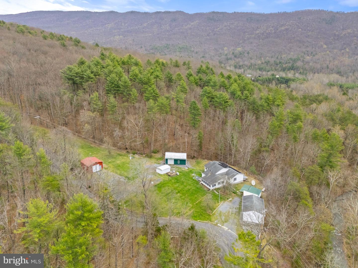1605 PADDYS RUN RD, STAR TANNERY, Virginia 22654, 3 Bedrooms Bedrooms, ,2 BathroomsBathrooms,Residential,For sale,1605 PADDYS RUN RD,VASH2010464 MLS # VASH2010464